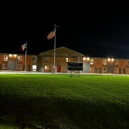 Red Fox Inn And Suites Waverly Exterior foto